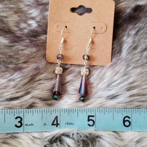 Earrings - Picture 3 of 4